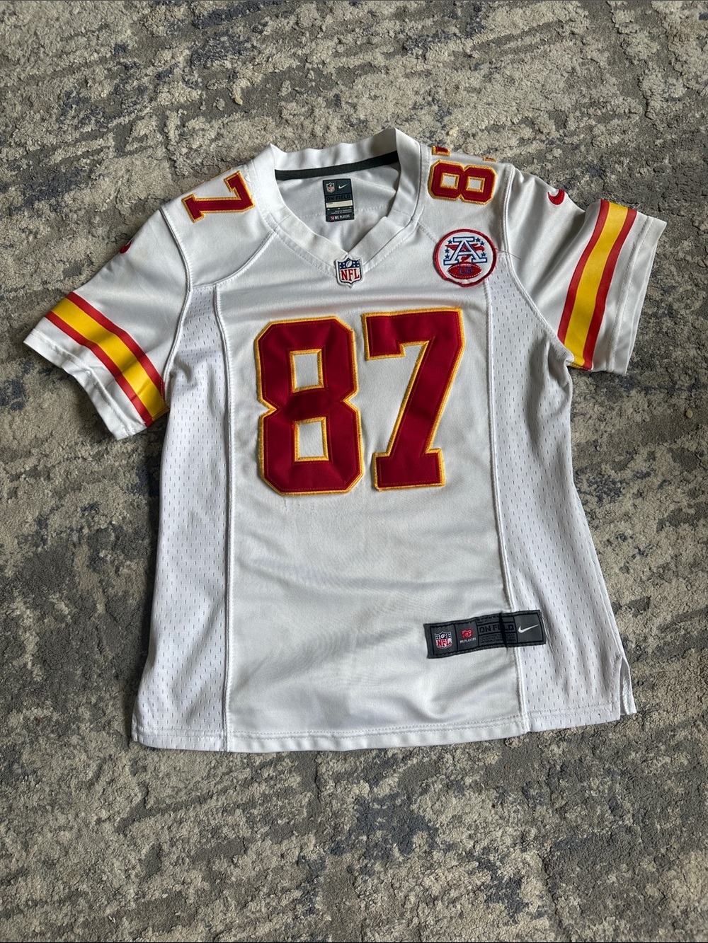 Nike Women’s Kansas City Chiefs #87 White Football Jersey Kelce